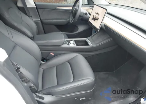 2023 Tesla Model Y Awd/Long Range Dual Motor All-Wheel Drive from USA, damaged, VIN 7SAYGDEE6PF802982